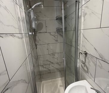 Studio Flat, Lawford St, BS2 - Photo 3