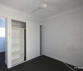 CONVENIENCE IS KEY! - Photo 1