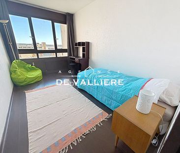 Location Appartement 3 pièces 73m² NANTERRE 92000 - Photo 3