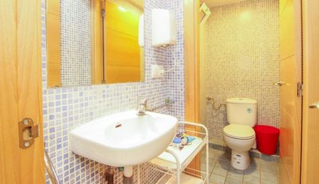 Carrer de Sant Vicent Màrtir, Valencia, Valencian Community 46002 - Photo 4