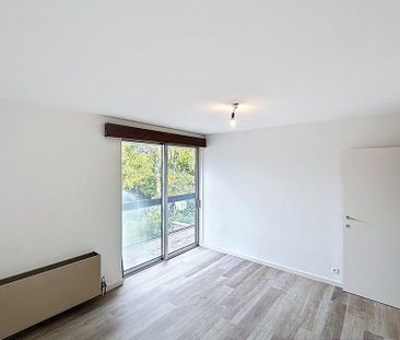 Ruim appartement met 2 slaapkamers en garage - Photo 6