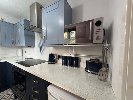 Applegarth Court, Northallerton - Photo 1