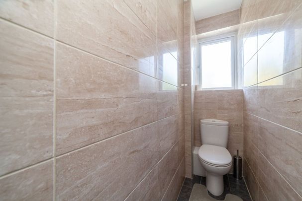 Room in a Shared Flat, Bulow Court, SW6 - Photo 1