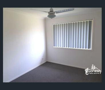 Location Matters ! A beautiful 4 bedroom home, centre of Springfiel... - Photo 4