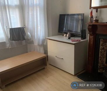 4 bedroom terraced house to rent - Photo 1