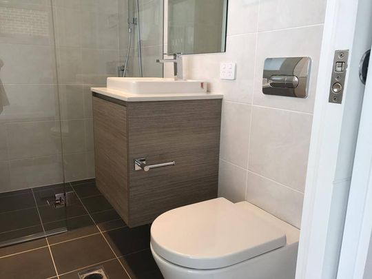 Stunning Near-New 3-Bedroom Townhouse - Photo 1