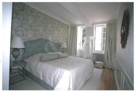 2 Rue Etienne -Dumont, Very nice 6-room apartment with a view of the Cathedral - Photo 2