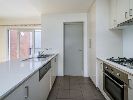 12/32 Fielder Street, East Perth - Photo 3