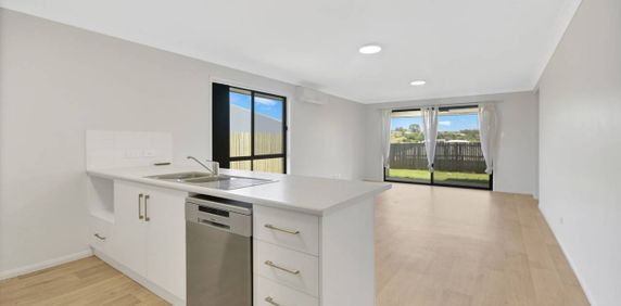 Modern, quiet, and convenient! - Photo 2