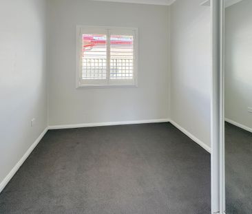 Ideal Family Home with In-Ground Pool - Photo 2