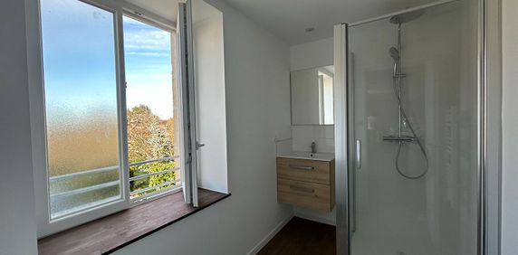 Appartement à Civray - Photo 2