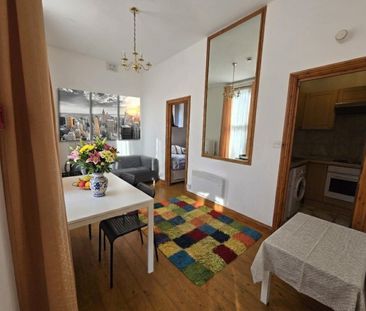 1 Bed Flat, Hanger Lane Ealing, W5 - Photo 4