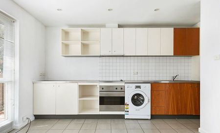 Thinking of selling? Contact our agent - Photo 2