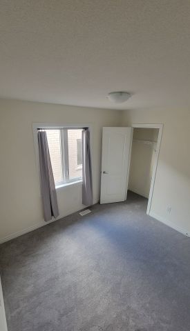 For Lease - 1143 Wilmington Avenue, Oshawa, Ontario - Photo 4