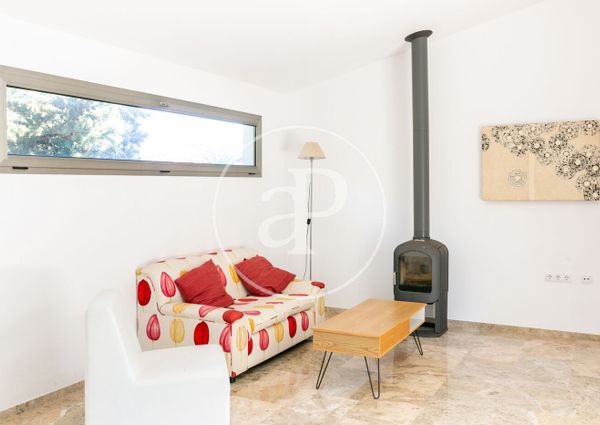 House for rent in Cala San Vicente