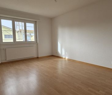 Renovierte 3.5 Zimmerwohnung in Düdingen ! - Photo 2