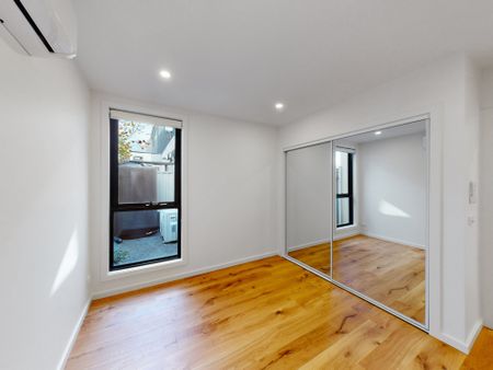 2B Latrobe Street, Moonee Ponds - Photo 3