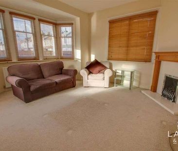 Anchor Road, Clacton On Sea, CO15 - Photo 2