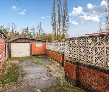 A 3 bedroom semi-detached house. - Photo 6