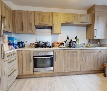 2 bedroom apartment to rent - Photo 6