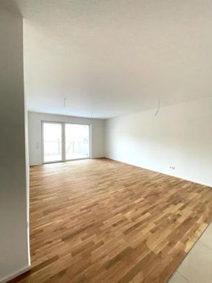 KL – Am Westpfalzklinikum: Neubau/Erstbezug – 2-Zimmer Wohnung mit EBK, Balkon u. TG-Stellplatz! - Foto 1