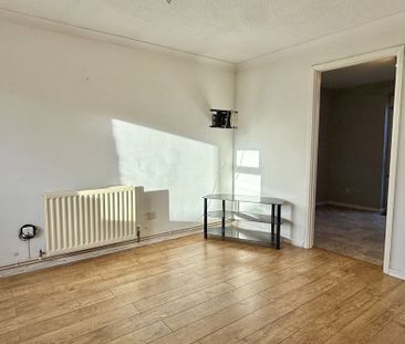 Cherry Close, Honiton, Devon, EX14 - Photo 2