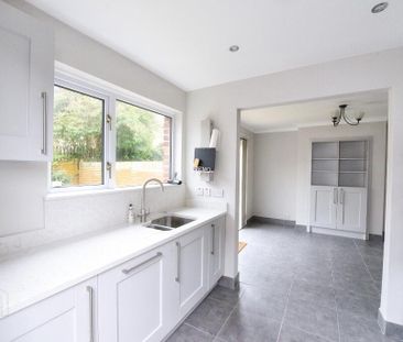 55 Prince Edward Drive, Belfast, BT9 5GB - Photo 3