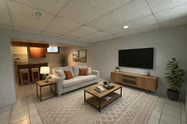 For Lease - 14 Cora Crescent, Toronto, Ontario - Photo 1