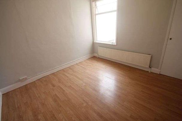 Mill Avenue, Uxbridge, UB8 - Photo 1