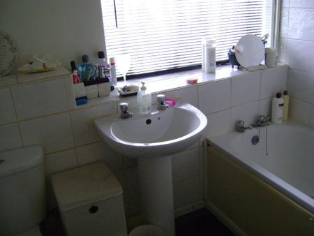 5 bedroom house share to rent - Photo 3