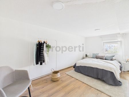 Charmante 4.5-Zimmer-Wohnung in historischem Gebäude in Steg VS - Photo 3