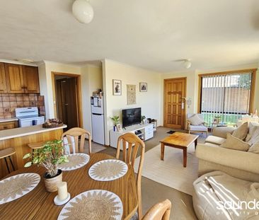 Unit with brand new bathroom - Photo 2