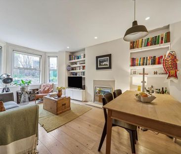 2 bedroom flat to rent - Photo 2