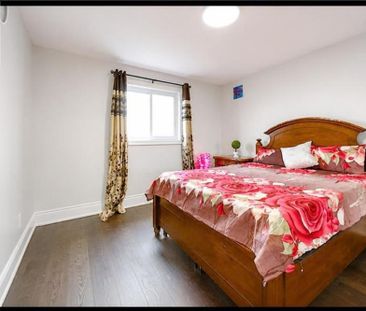 643 DOON SOUTH Drive, Kitchener, Ontario, N2P2X5 - Photo 1