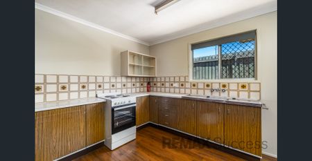 Renovated and Ready, A Hidden Gem in South Toowoomba - Photo 3