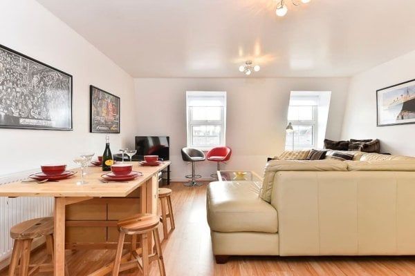 Northam Road, Southampton - Photo 1