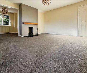 4 bedroom detached house to rent - Photo 1