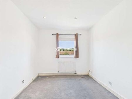 Rowlands Close, London, NW7 - Photo 5