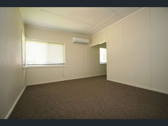 25 Jubilee Street, East Maitland NSW 2323 - House For Rent | Domain - Photo 1