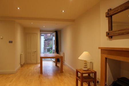 3 bedroom semi-detached house to rent - Photo 3