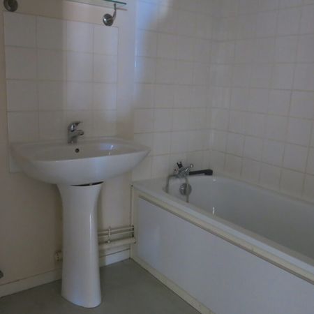 LOCATION APPARTEMENT, T2, POITIERS, Breuil-Mingot-Saint-Eloi - Photo 4