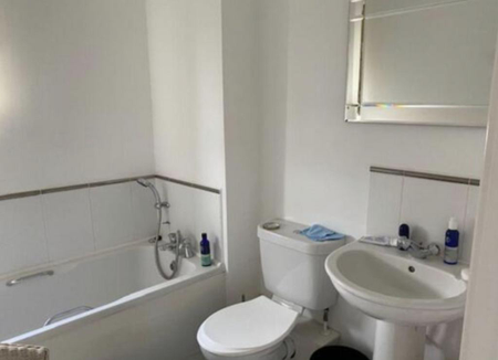 3 bedroom terraced house to rent - Photo 5