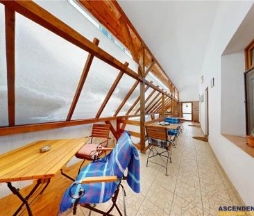 Camera mobilata si utilata, Centrul Istoric - Piata Unirii, Brasov - Fotografie 1