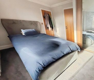 Warren Road, Ashford, Surrey, TW15 1SD - Photo 5