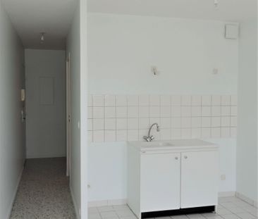 Location Appartement Rosny-sous-Bois 93110 Eglise Saint Laurent - Photo 6