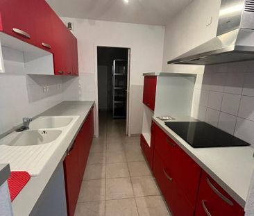 Location Appartement 3 pièces 66m² - Photo 4