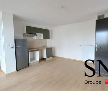 T2 AVEC BALCON ET PARKING - Photo 2