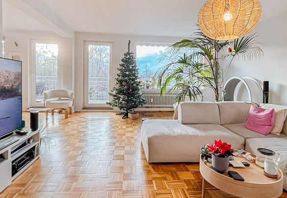 Helle und attraktive 4,5-Zimmer-Wohnung mit Balkon und Blick auf den See - Photo 1