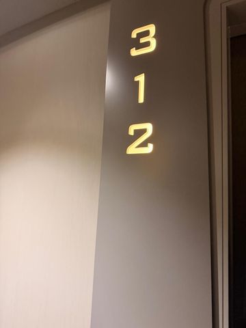 For Lease - 1 Bloor Street Unit# 12, Toronto, Ontario - Photo 3