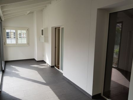 "Charmante Maisonette-Wohnung in Wil" - Photo 4